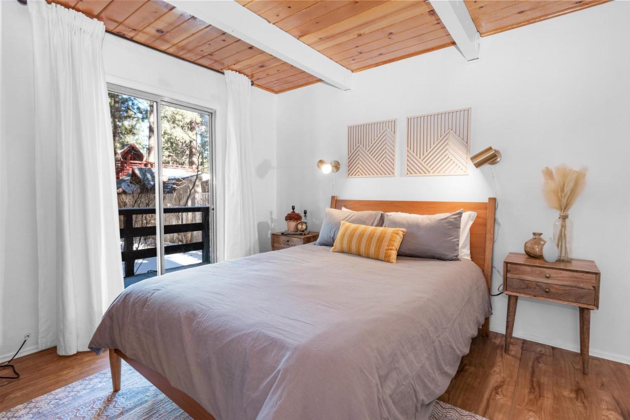 Bearadise - Prime Location For A Family Getaway In The Winter Or Summer Big Bear City Exteriör bild